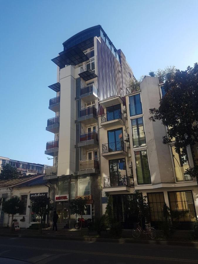 Panorama Hotel Batumi Esterno foto
