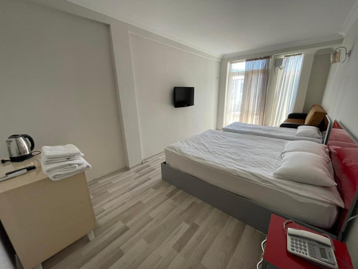 Panorama Hotel Batumi Esterno foto